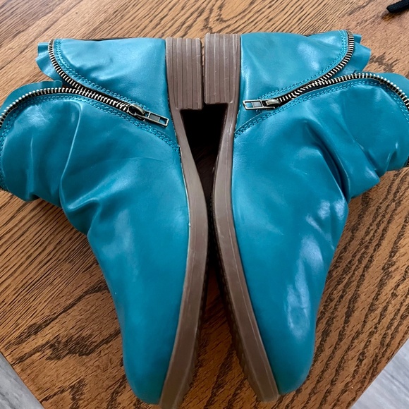 Turquoise Zippered Dress Boots - Picture 2 of 9